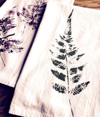 Fern Printed Tea Towels | 10 DIY Holiday Gifts