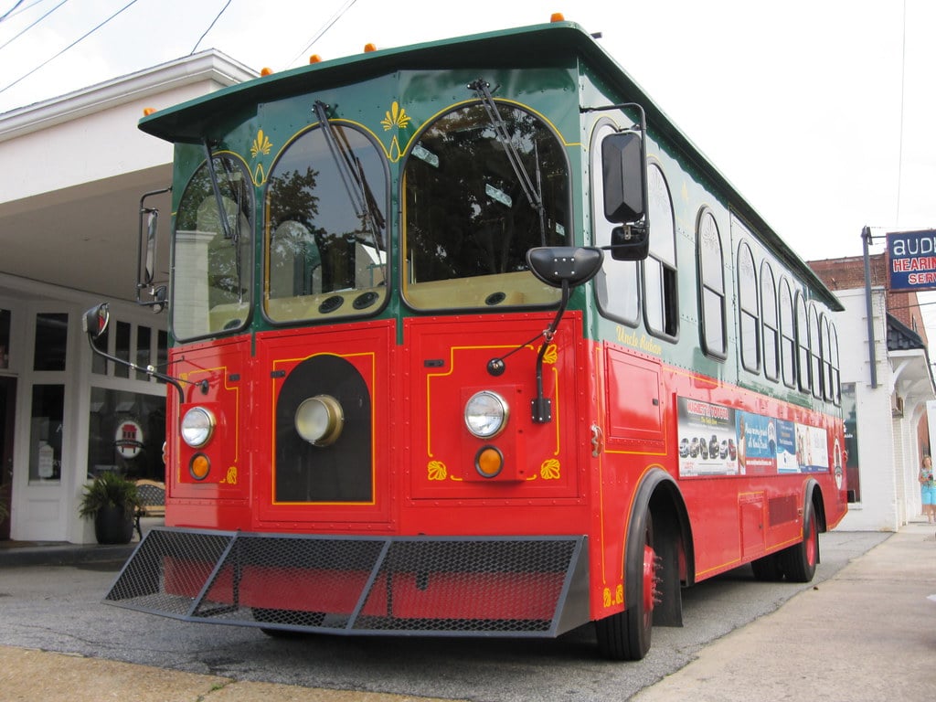 Historic Marietta Trolley Tour | Things To Do Near Hocking College this September